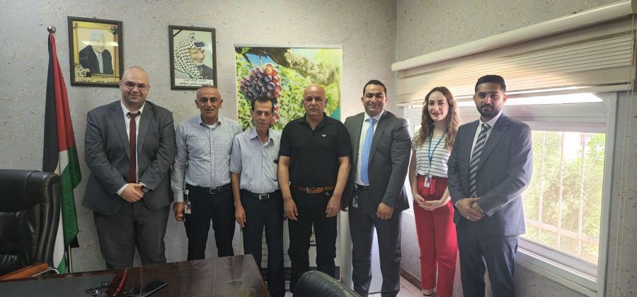 زيارة وفد من شركة الاتصالات الفلسطينية لبلدية قباطية